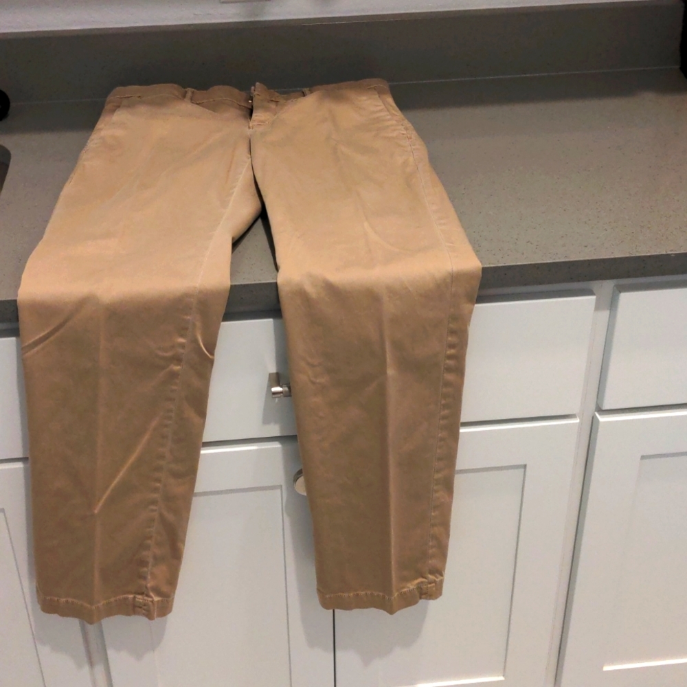 Chinos